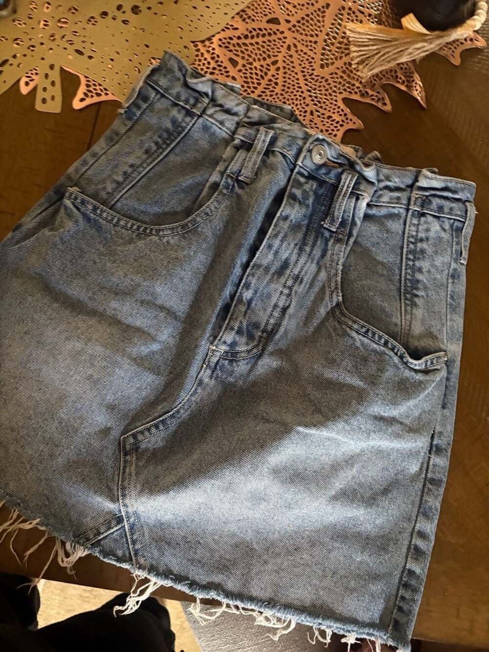 We The Free Denim Skirt Size 25 Blue Ruffle Waist Raw Hem